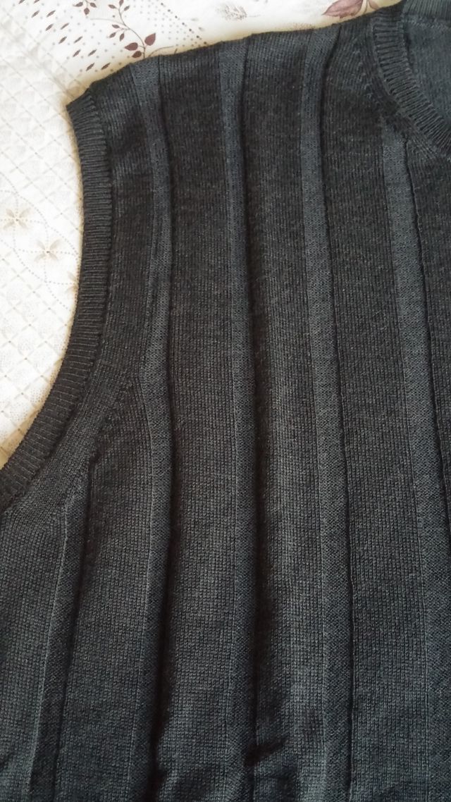 PRADA MAGLIA DI LANA A COSTE NUOVA