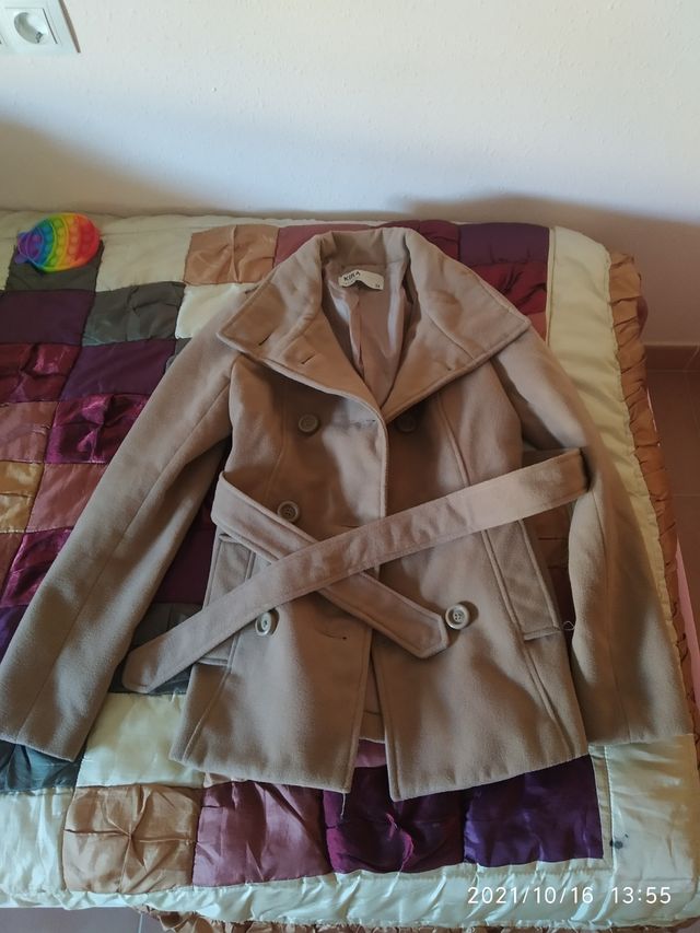 Gabardina mujer talla 38 como nueva