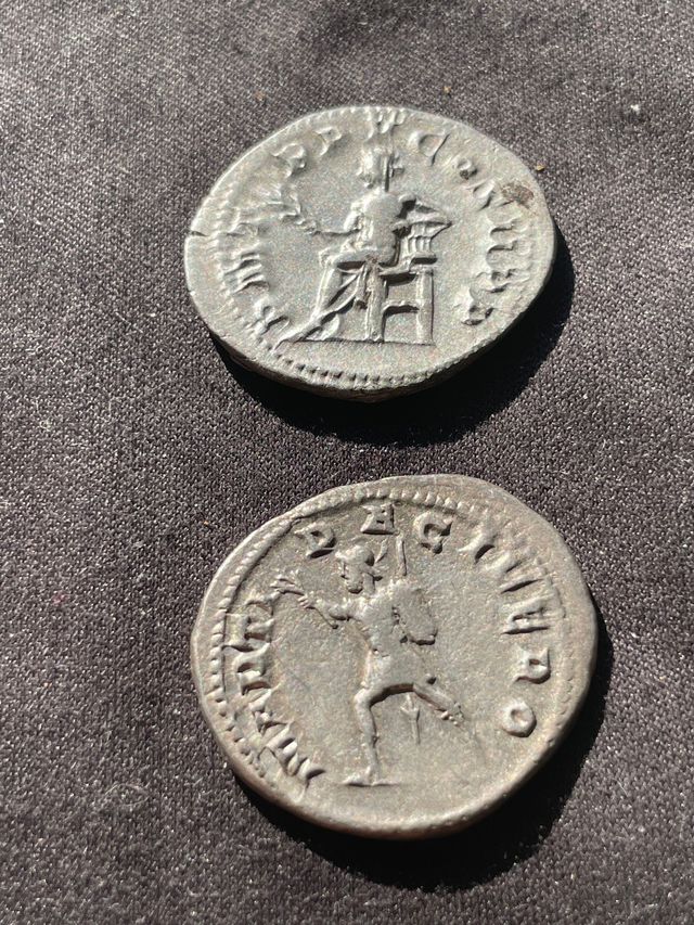 Lote de 4 Antoninianos, Gordiano III