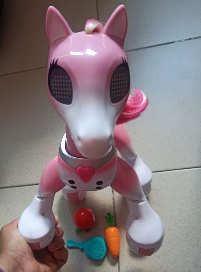 zoomer pony interactivo