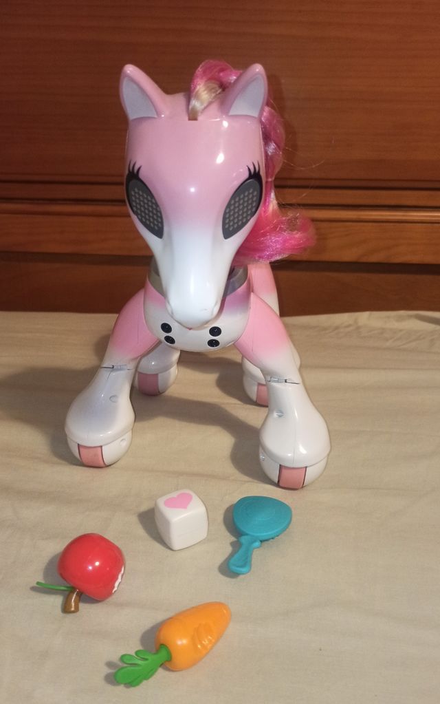 zoomer pony interactivo