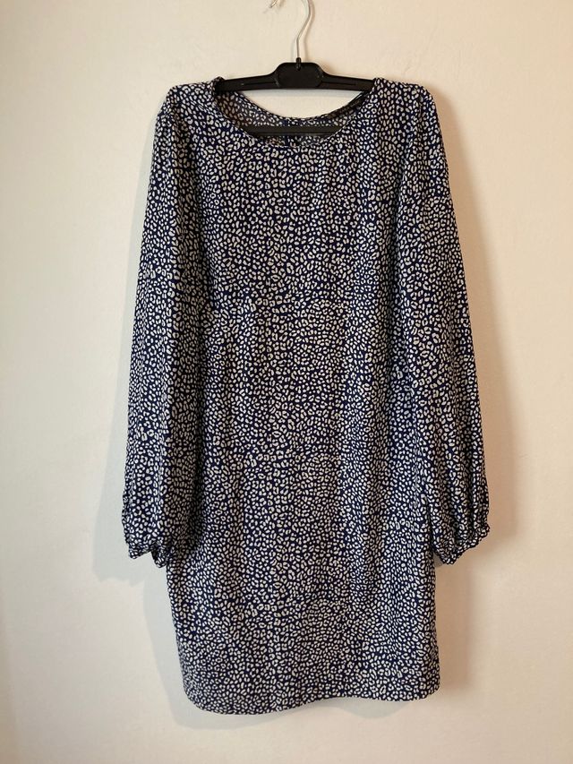 Vestido azul pintas blancas