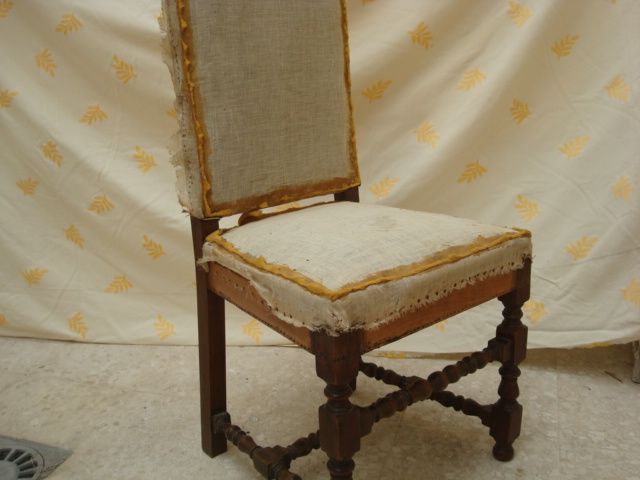 silla castellana muy antigua