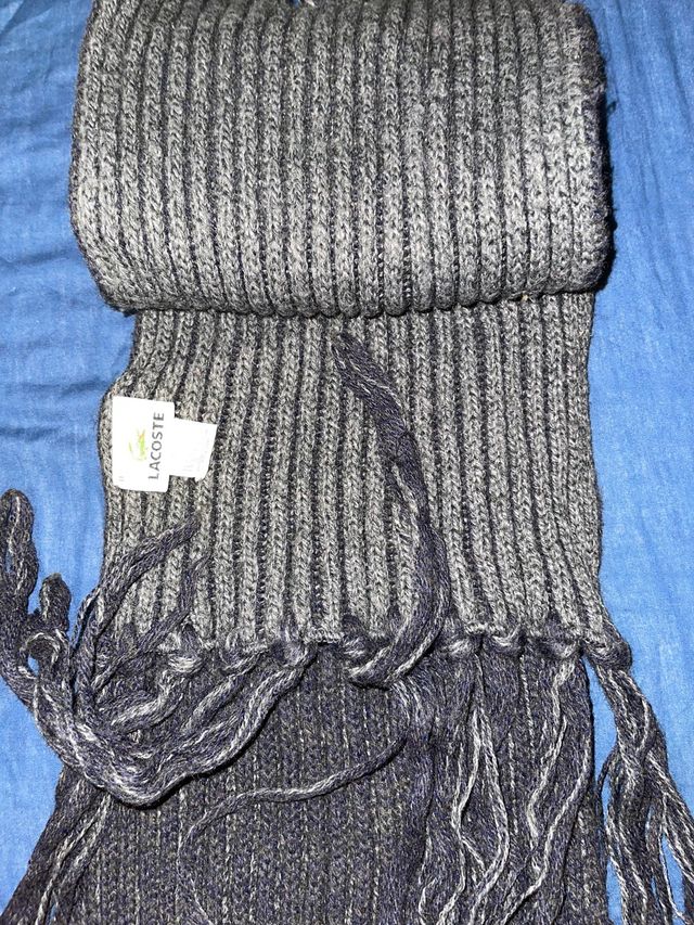 Lacoste bufanda
