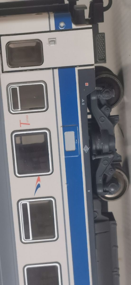 ROCO 45621-Renfe 2CLASE-1:87 EXACTA