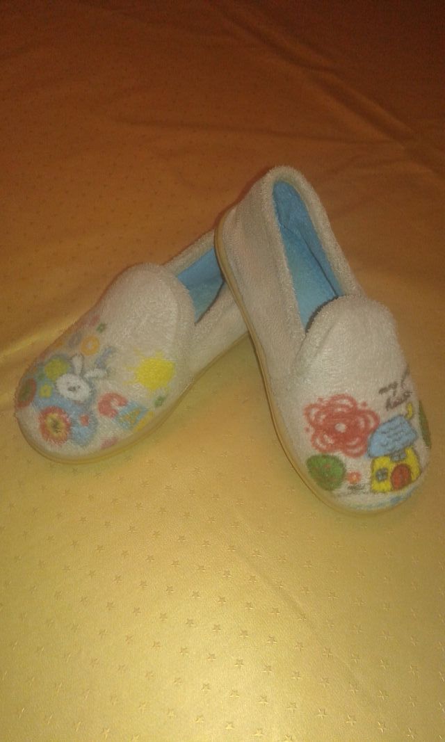 LOTE DE ZAPATOS NIÑA