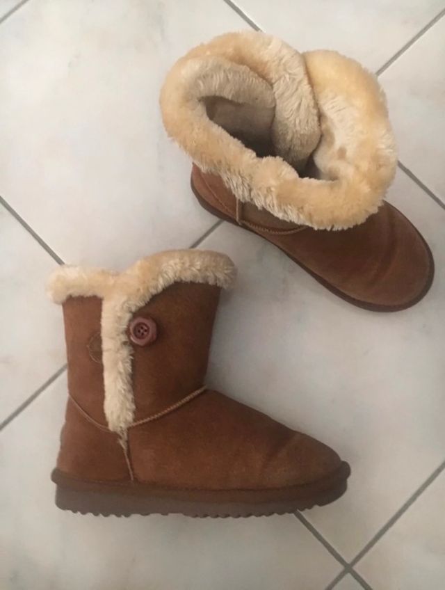 Stivali marroni con pelo