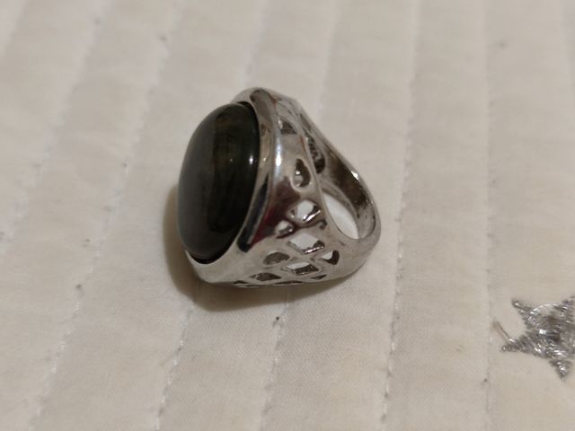 Anillo Jade.