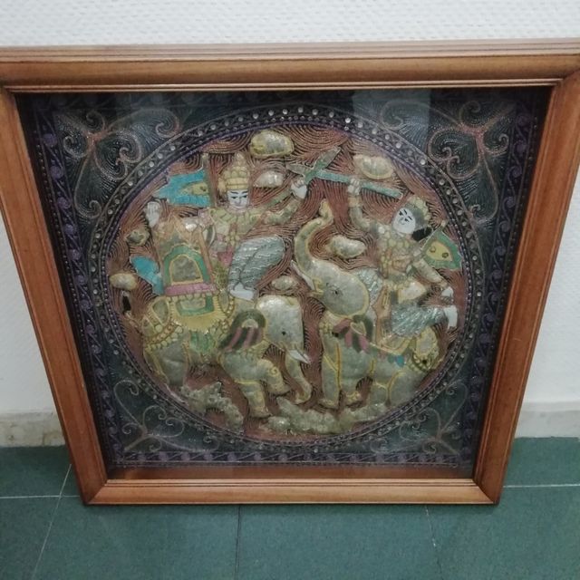 Tapiz bordado y enmarcado de Tailandia