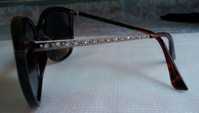OCCHIALI DA SOLE CON BRILLANTINI