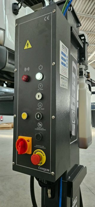 ELEVADORES PARA FURGONETAS Y AUTOCARAVANAS 6500KG