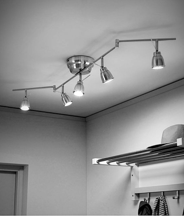 Lámpara ikea en su caja, nueva