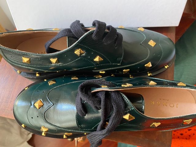 Zapatos con cordones de piel