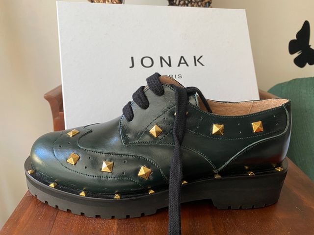 Zapatos con cordones de piel