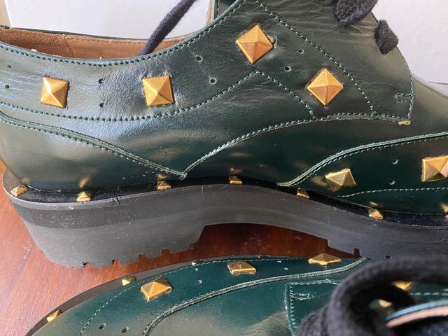 Zapatos con cordones de piel