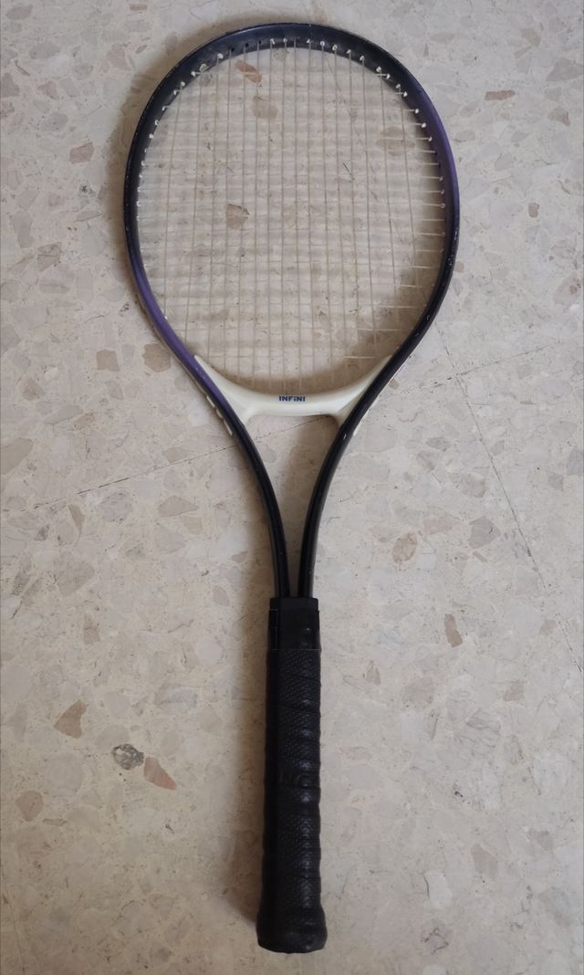Raqueta tenis INFINI.