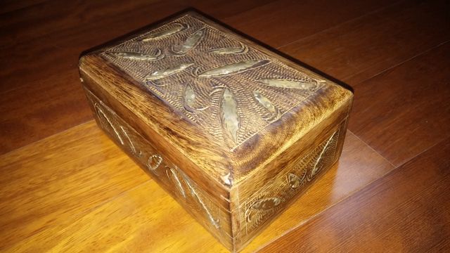 COFANETTO PORTAGIOIE IN ARTE POVERA