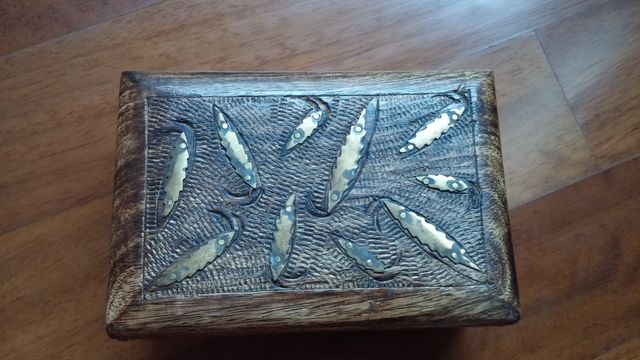 COFANETTO PORTAGIOIE IN ARTE POVERA