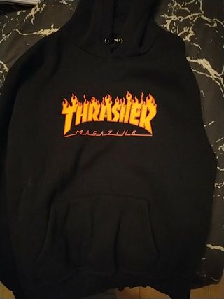 Sudadera Trasher de segunda mano en WALLAPOP