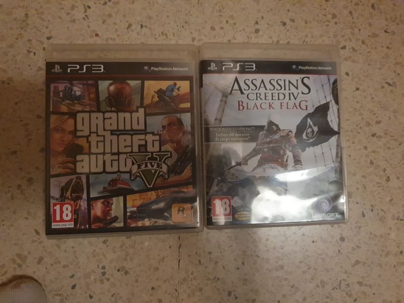 Imagen de assassin creed iv black flag y gta v ps3