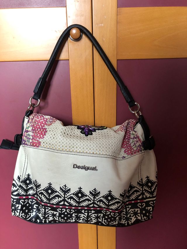 Borsa Desigual.