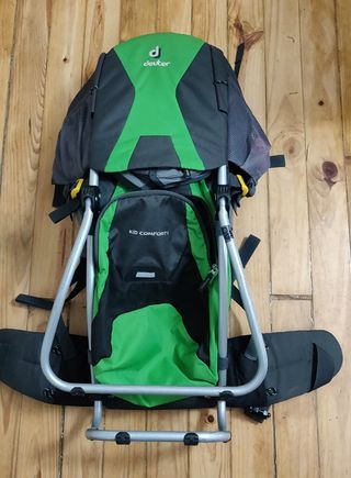 Mochilas porteo niños senderismo Deuter Kidcomfort de segunda mano por 100  EUR en León en WALLAPOP