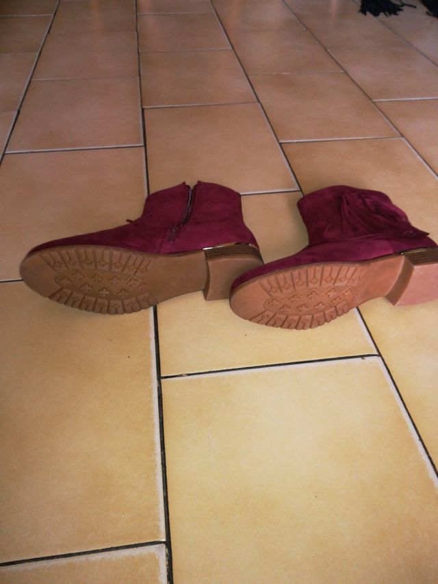 Botas nuevas sin estrenar