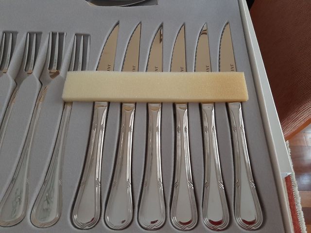 Cubertería marca Jay para carne sin estrenar