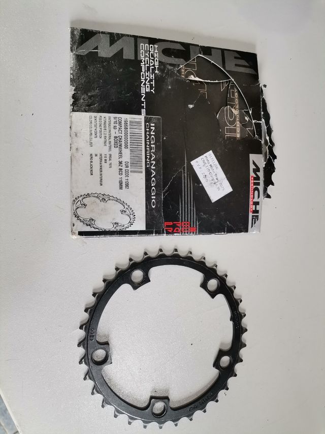 se vende varios plato de bicicleta