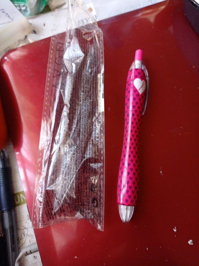bolígrafo cancer avon