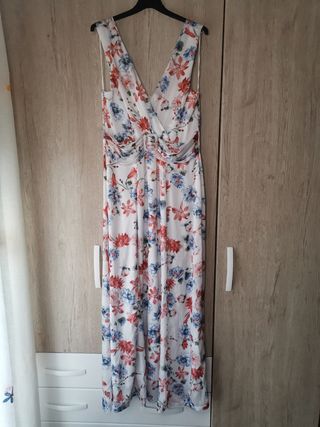 Vestido de El Corte Inglés, talla 42 de segunda mano por 30 EUR en Jaén en  WALLAPOP
