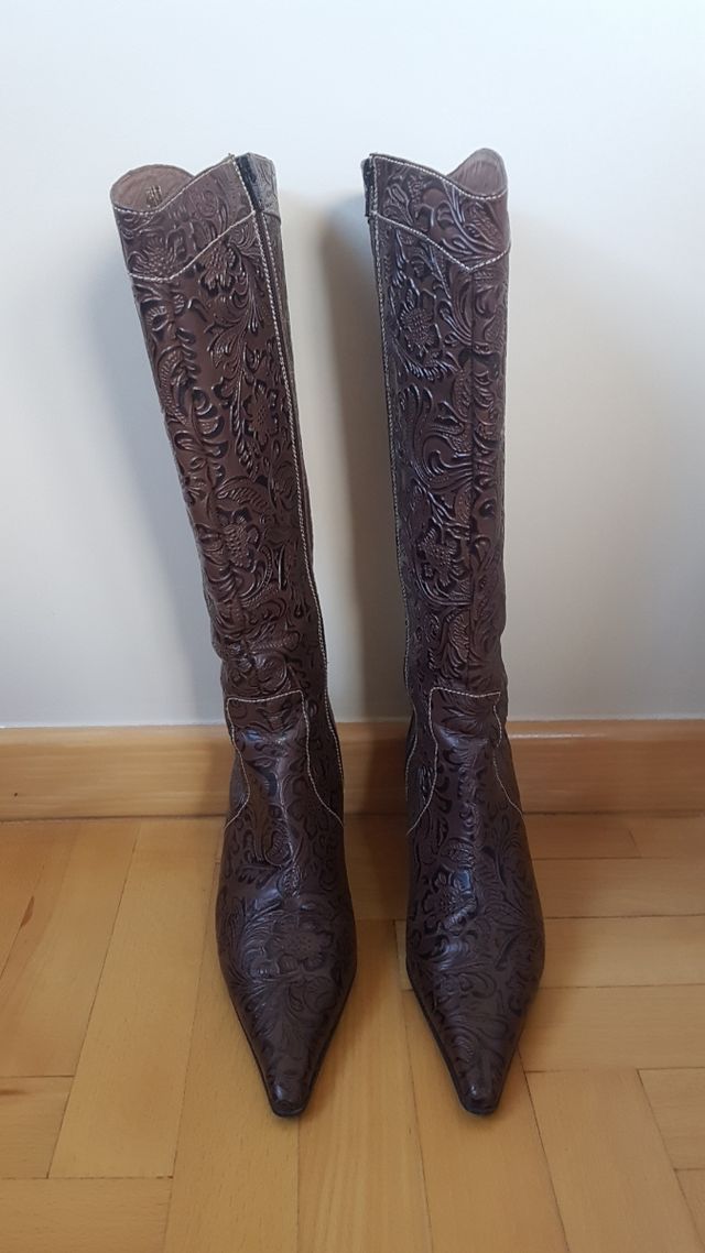 Botas de piel caña alta