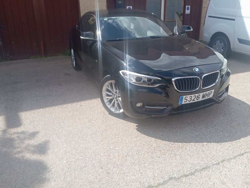 BMW Serie 2 d218 - foto 1