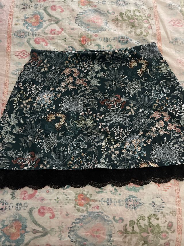 Falda estampado flores