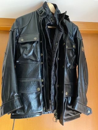 Chaqueta Cuero Belstaff Mujer de segunda mano por 380 EUR en Barcelona en  WALLAPOP