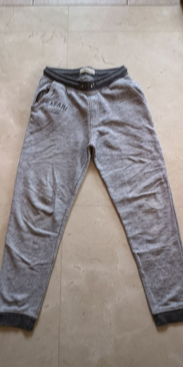 Lote 2 pantalones talla 9-10 años