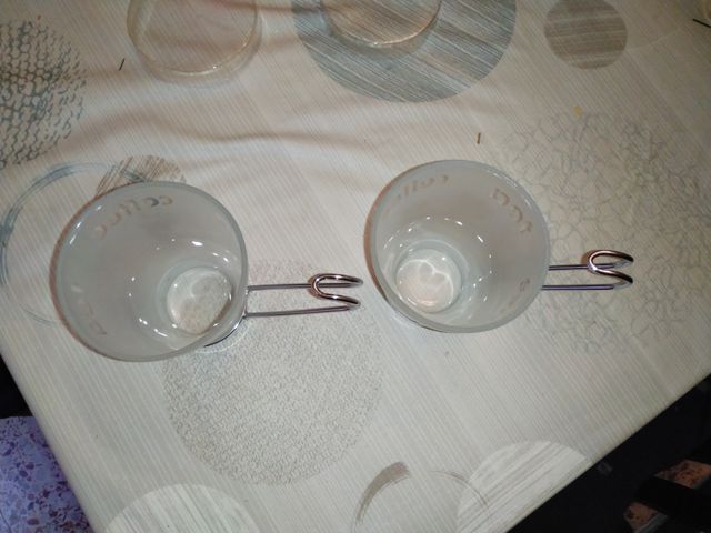 2 tazas de cafe de diseño.