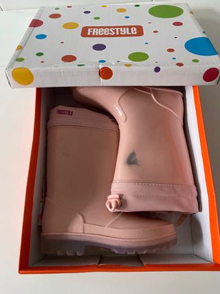 Bota De Agua Niña Violeta Pillin - Zapatos Niñas | Paris.cl