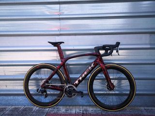 Trek madone slr 9 disc de segunda mano por 8.000 EUR en Santa Cruz de  Tenerife en WALLAPOP