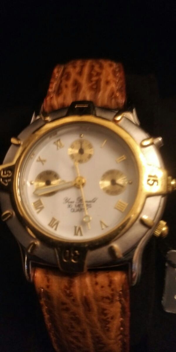 reloj Yves Ronald oportunidad nuevo a estrenar  ..