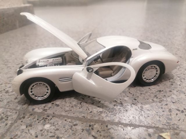 Chrysler Atlantis 1:24