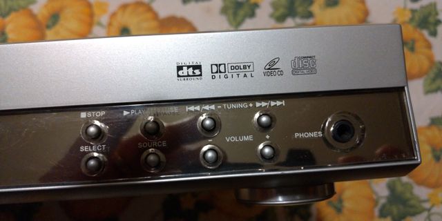 Lettore DVD Hitachi-Surround/Soundbar