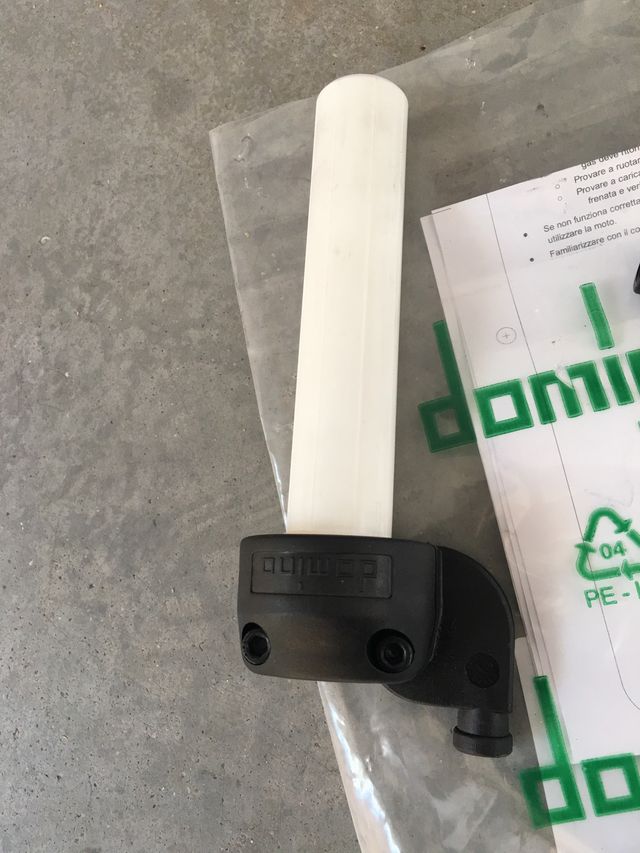 Puño de gas a estreno en su bolsa original