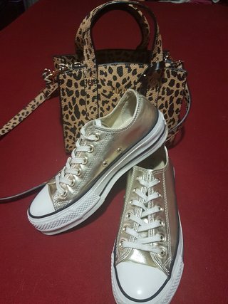 Zapatillas all star de segunda mano en León en WALLAPOP