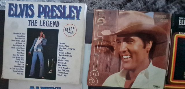 COLECCIÓN LOTE 18 DISCOS VINILO ELVIS PRESLEY