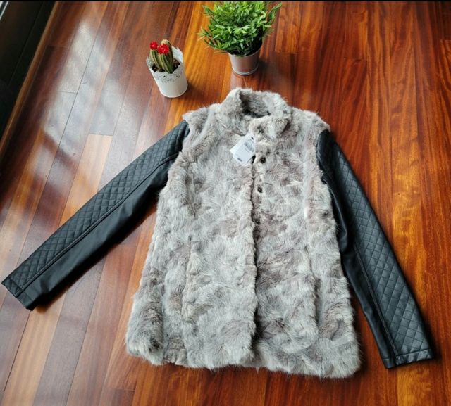 Abrigo pelo y polipiel