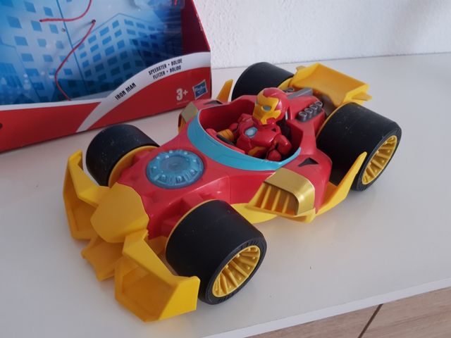 Ironman marvel nuevo con su caja