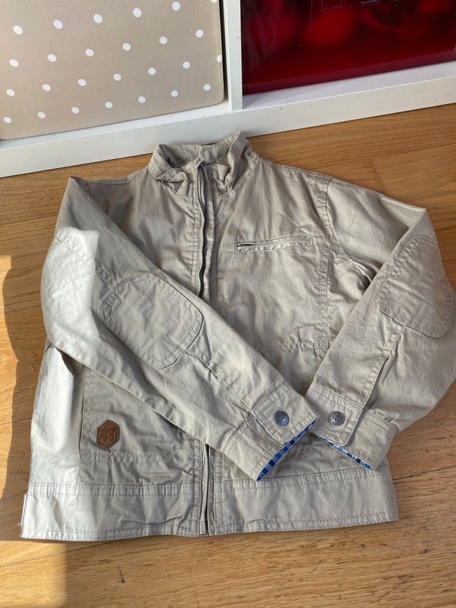 Cazadora/chaqueta beige de Sfera T.8-9