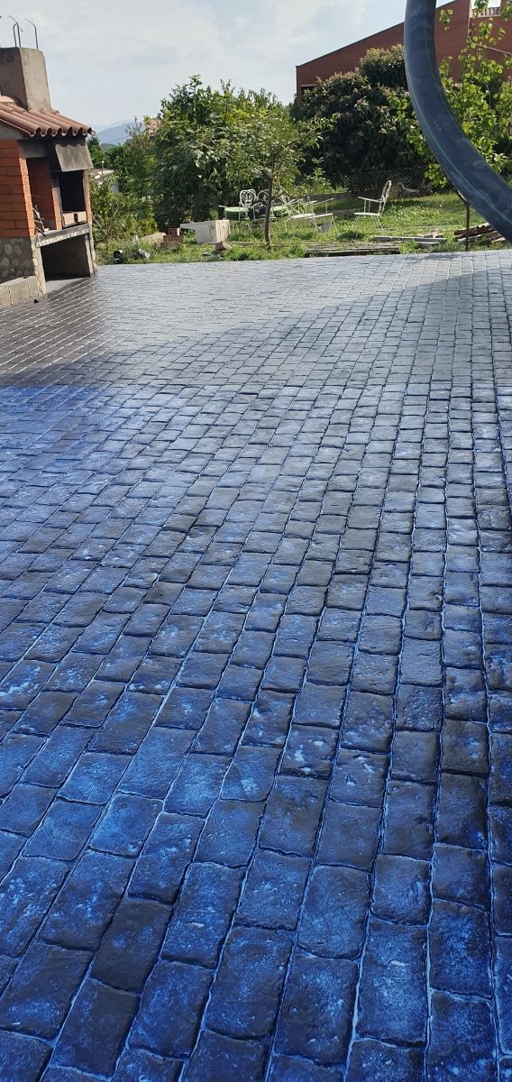 frank   teléfono  664552920