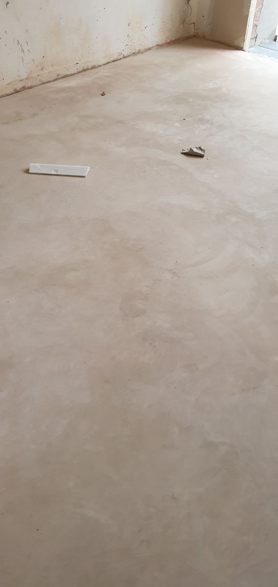 frank   teléfono  664552920